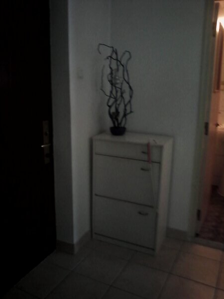 Decebal, Calea Calarasi, Muncii, metrou 3 minute.